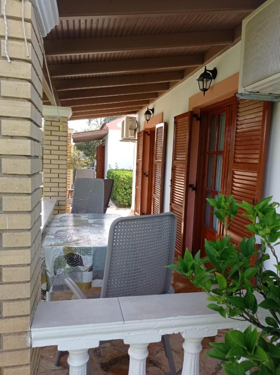 Villa Yannis 1 Roda  Exteriör bild